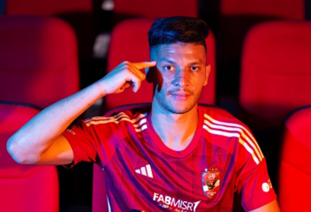 'أشرف داري يعود للأهلي'