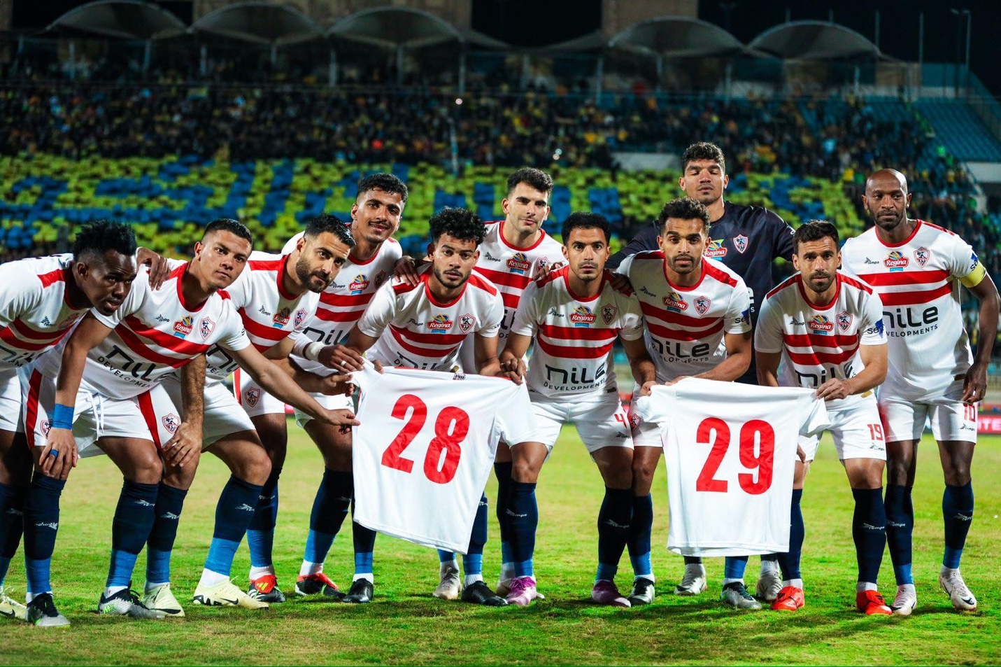لاعبي الزمالك يساندون زيزو بعد خسارته جائزة أفضل لاعب في إفريقيا: رسالة دعم كبيرة من زملائه الزمالك