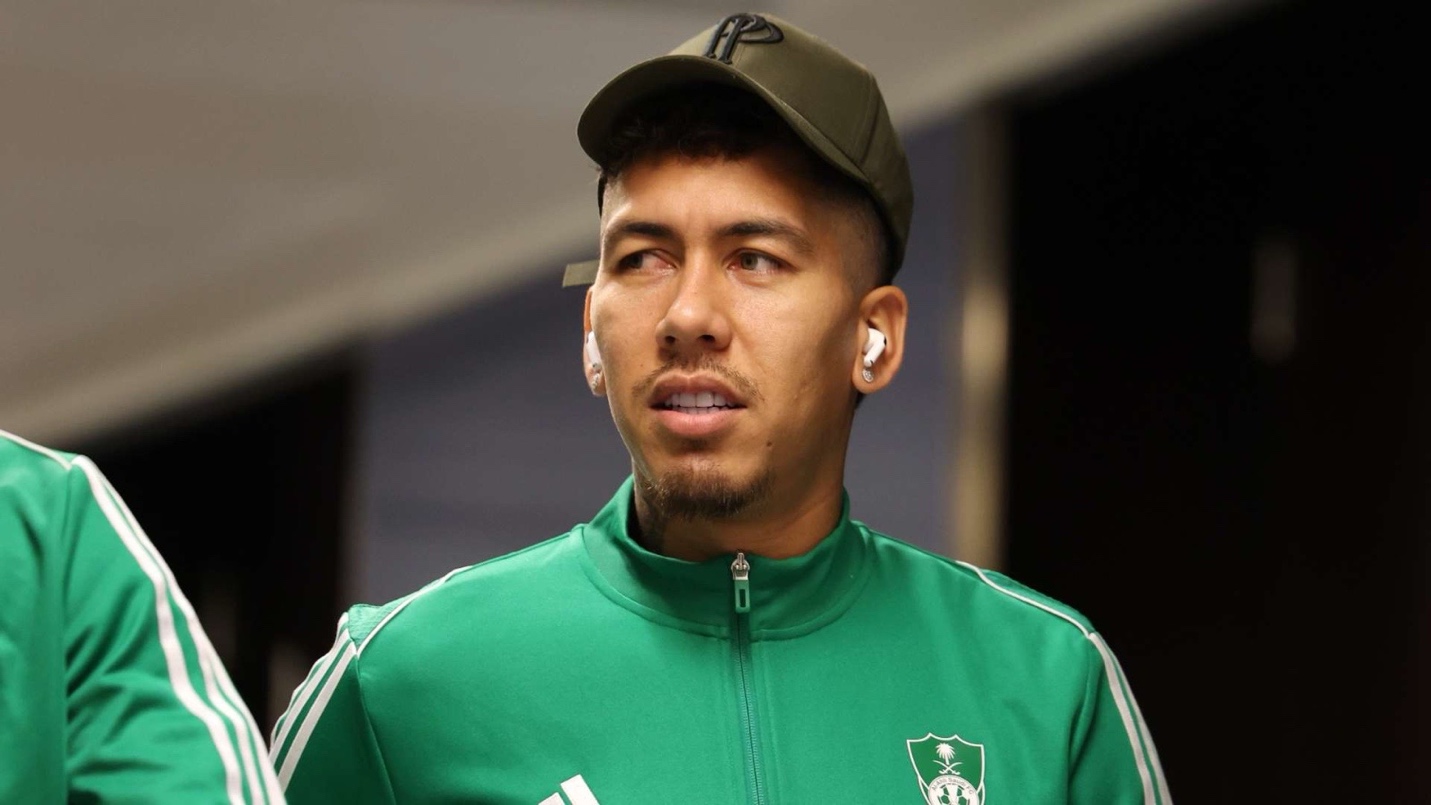 أخبار الأهلي السعودي اليوم | تفاصيل عن رحيل فيرمينو، استبعاد فراس البريكان من المنتخب السعودي والمفاجأة في بديله فراس البريكان