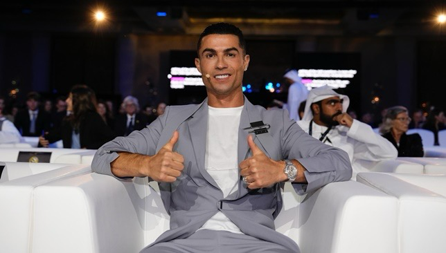 جلوب سوكر 2024: العين الإماراتي وجيسوس ورونالدو يتوجون بالألقاب الكبرى في الشرق الأوسط رونالدو