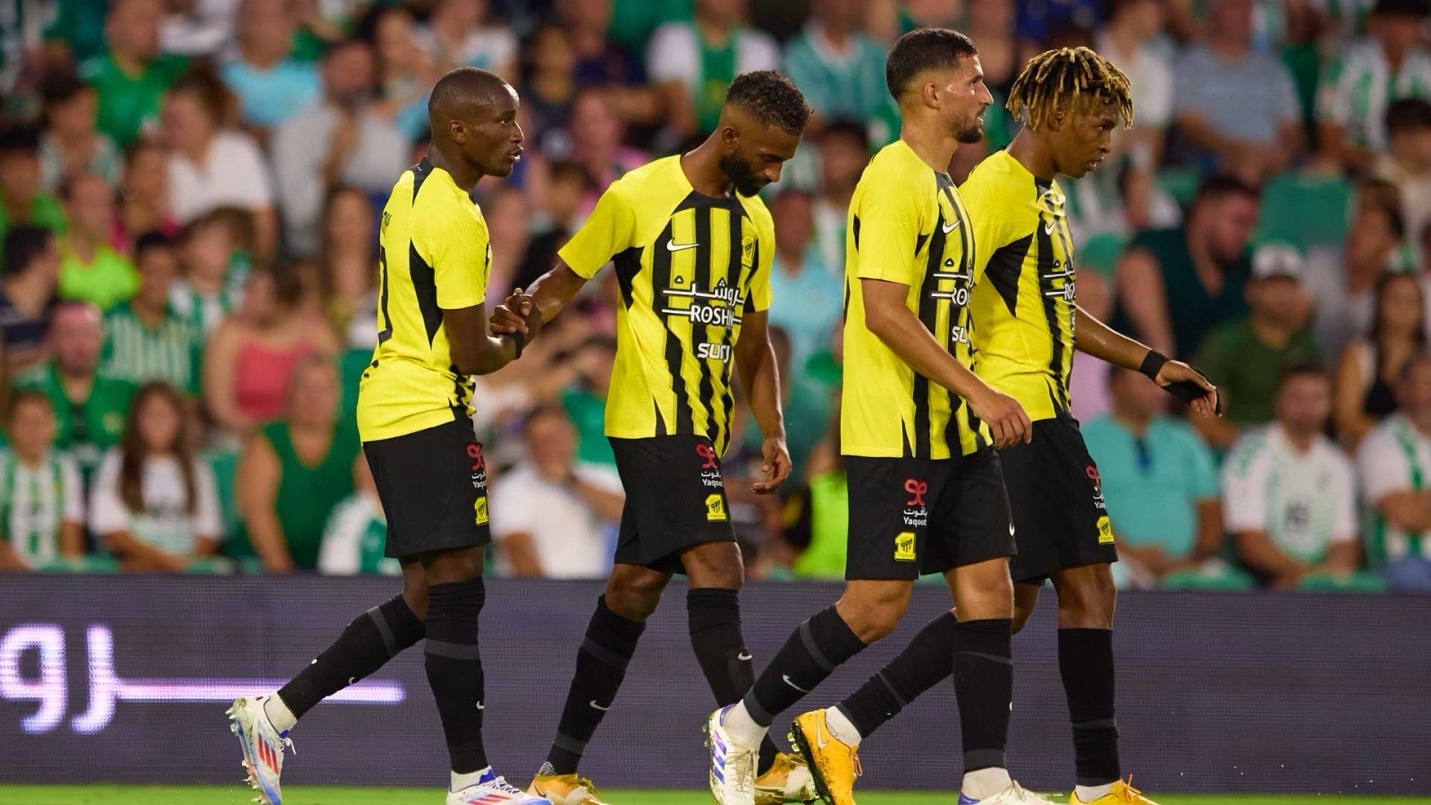 الاتحاد يستعيد قوته الضاربة قبل مواجهة الهلال في كلاسيكو كأس الملك: دفعة فنية قوية الاتحاد