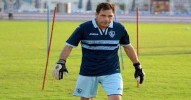 المدرب السويسري توماس جروتر يصل القاهرة للانضمام لجهاز كريستيان جروس في الزمالك لتعزيز الأداء الدفاعي للفريق الزمالك