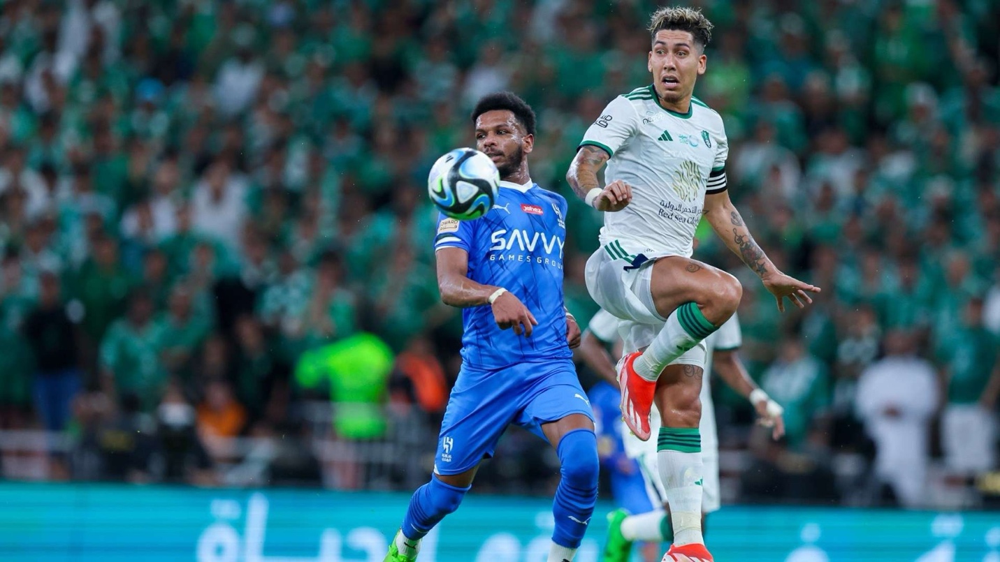 “الأهلي يدخل السباق بقوة: عرض ضخم للبليهي ينذر بفسخ وعد جيسوس ويهدد تجديده مع الهلال” الأهلي
