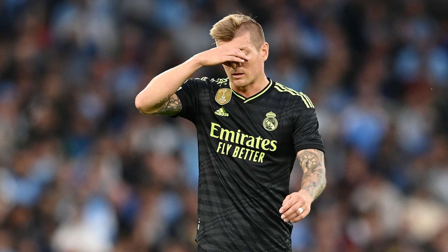 الوداع الصعب.. دموع دافيدي أنشيلوتي تكشف قيمة توني كروس في ريال مدريد ريال مدريد