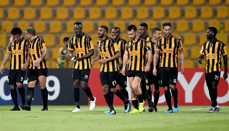 مواجهة الأبطال: الاتحاد يستضيف الخليج في تحدٍ كروي مثير بدوري روشن 2024-2025 الاتحاد