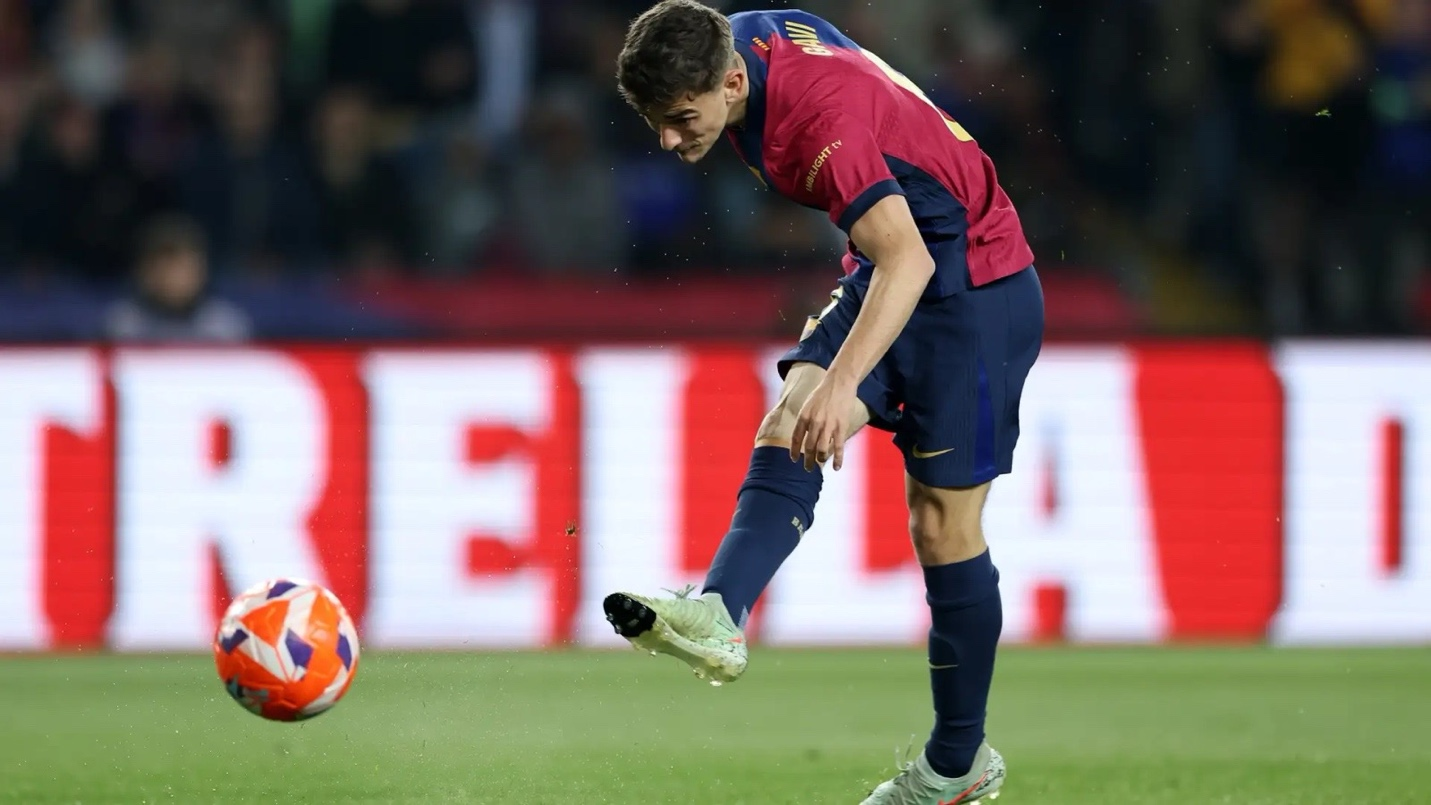 “جافي يُعبّر عن إحباطه من فرص ضائعة كيف يمكن لبرشلونة استغلال تعثر ريال مدريد؟” جافي
